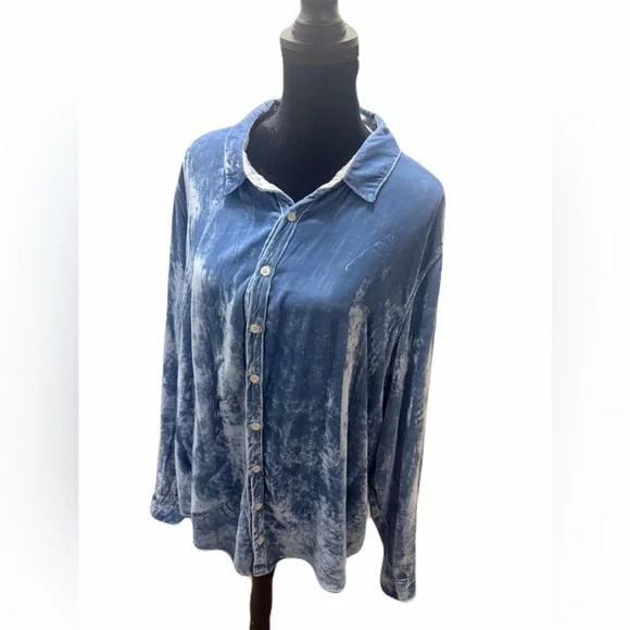 CP Shades Women light blue Velvet Button-Up Shirt XL  Silk Blend Long Sleeve USA - Picture 4 of 11
